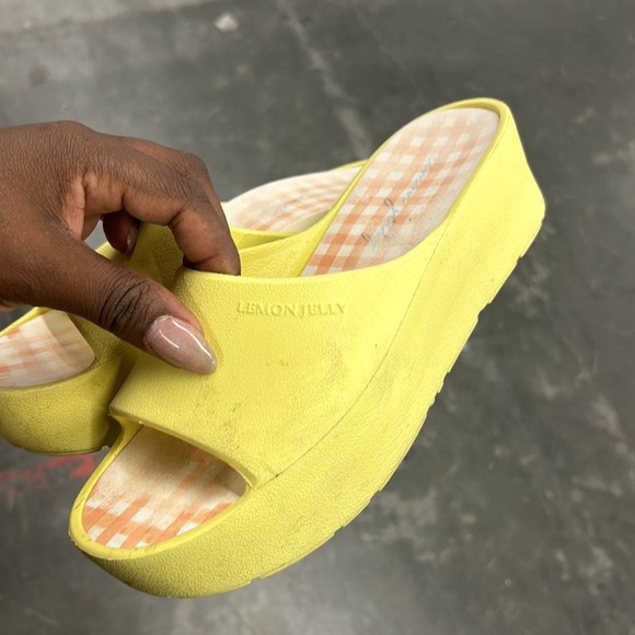 Lemon Jelly Platform Slides Sandals size 41 ( US 10) Brand new but no box - Picture 2 of 2